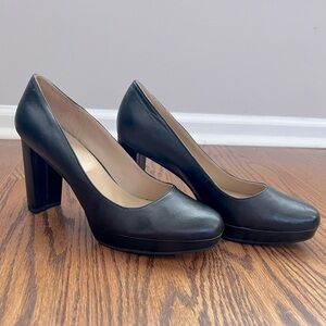 NWT Naturalizer, Black leather platform pumps, size 11